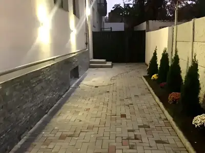 Vanzare apartament Sector 2 Bucuresti alee nocturna bloc